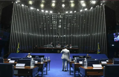 Senado aprova urgência para projeto que altera Lei da Ficha Limpa