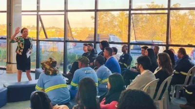 Troupe Brasil de Cosmópolis Sedia Palestra em Comemoração ao Agosto Lilás