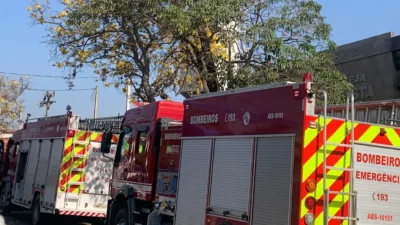 Incêndio em igreja aciona várias viaturas do Corpo de Bombeiros
