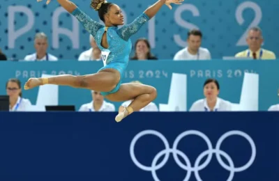 Rebeca Andrade se torna a maior medalhista olímpica do Brasil