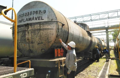 Durante operação em Paulínia, Ipem-SP identifica irregularidades em 11 de 18 vagões-tanque