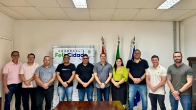 Prefeito Júnior Felisbino se reúne com vereadores eleitos para discutir propostas para Cosmópolis