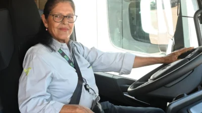 Ipiranga abre vagas para curso de formação de mulheres motoristas