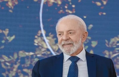 Presidente Lula passa por cirurgia de emergência em São Paulo