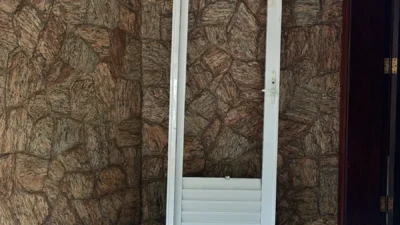 Homem é preso em flagrante após furtar uma porta