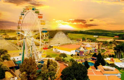 Entrada gratuita para mulheres no mês março no Hopi Hari