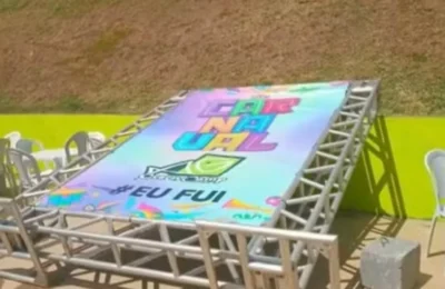 Mulher é atingida na cabeça por estrutura metálica em parque aquático
