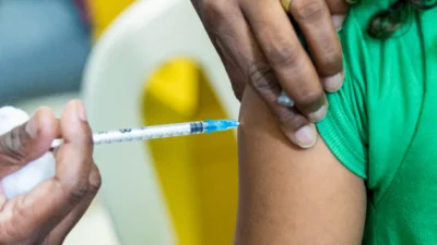 Vacina da gripe ficará disponível o ano todo para crianças, idosos e gestantes