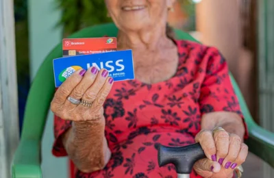Aposentadoria SEM idade mínima? INSS diz adeus a importante critério para aprovar o benefício