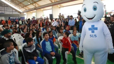 Campanha de vacinação nas escolas teve início na última segunda-feira (14)