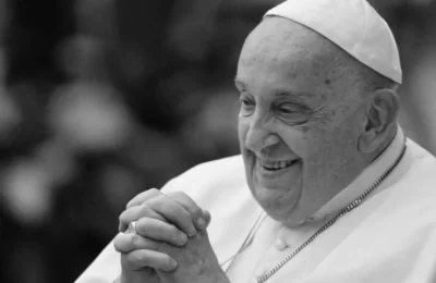 Papa Francisco morre aos 88 anos