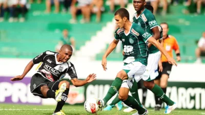 Cicinho é o 39º jogador contratado pelo Guarani após passagem pela Ponte