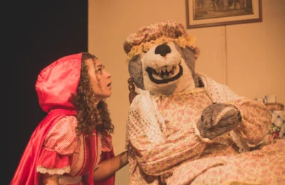Clássico infantil “Chapeuzinho Vermelho” retorna ao Teatro Ceart