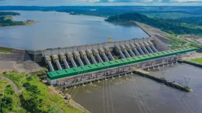 Conta de luz fica mais cara em junho com acionamento da bandeira vermelha