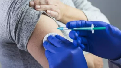 Cobertura vacinal contra hepatite chega a 94% entre as crianças, mostra levantamento