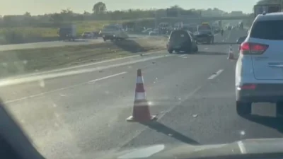 Trecho da Rodovia dos Bandeirantes registra acidentes simultâneo nos dois sentidos