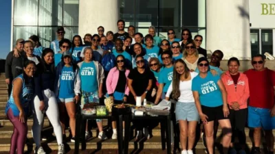 Grupo de corrida celebra o Dia do Educador Físico em Paulínia