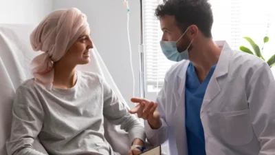 Novo medicamento oferece esperança para pacientes com câncer de ovário resistente