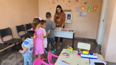 CAPSi promove manhã de cinema e diversão para crianças atendidas
