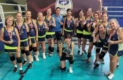 VÔLEI ADAPTADO DE PAULÍNIA CONQUISTA VICE-CAMPEONATO ESTADUAL