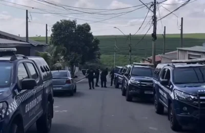 Homem é preso por violência doméstica e solta cães contra agentes da GCM em Paulínia