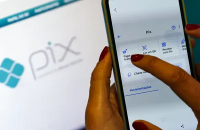 Movimentações via Pix podem ser cruzadas com declaração do Imposto de Renda