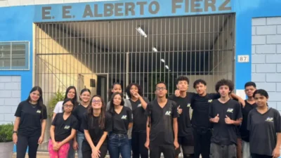Projeto escolar transforma lixo em pauta de conscientização