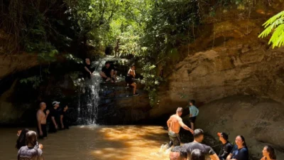 Acqua Trekking reuniu 120 pessoas em percurso por trilhas e cachoeiras