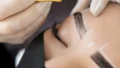 Henna ou tintura: qual técnica valoriza mais o seu olhar?