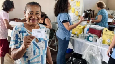 Saúde aplica imunização contra influenza em idosos