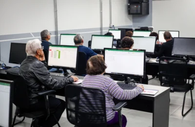 Curso gratuito de informática para idosos abre inscrições em Paulínia