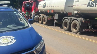 Caminhoneiro é rendido por armados e mantido em cativeiro durante roubo de carga de diesel
