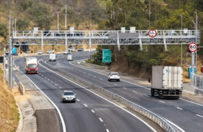 Governo suspende 3,4 milhões de multas no pedágio free flow em rodovias