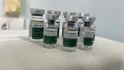 Cosmópolis suspende aplicação de vacina da dengue do Butantan