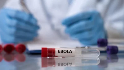 Empresa de biotecnologia anuncia parceria para desenvolver vacina contra nova cepa do ebola