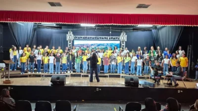 Professores participam de encontro formativo para o segundo semestre letivo