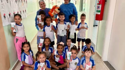 Alunos de escolas municipais participam de ações de saúde bucal