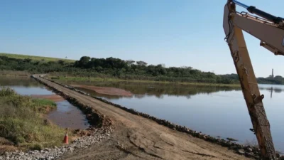 Obras de reconstrução do Paredão avançam em Cosmópolis/ SP