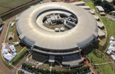 Tour gratuito leva público ao Sirius e a centros de tecnologia de Campinas