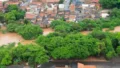 Água invade cerca de 15 casas na região da Valter Dester após chuva