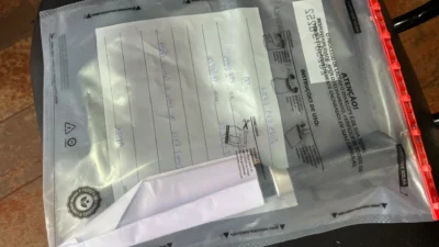Mulher é morta com golpe de faca no pescoço dentro de casa